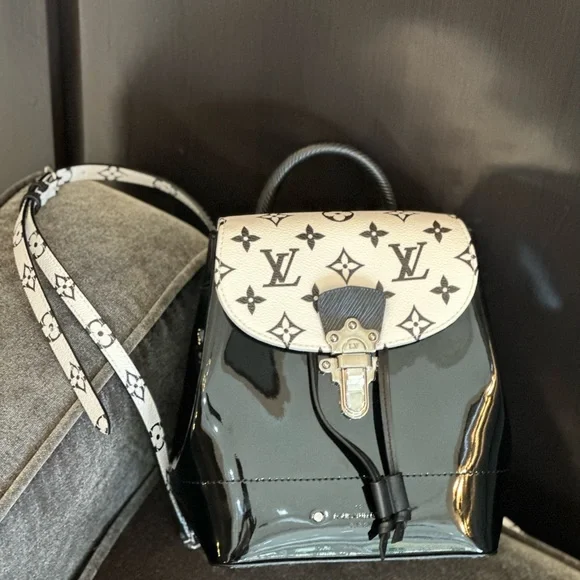 Louis Vuitton Hot Springs Patent Leather Packpack - Picture 13 of 13